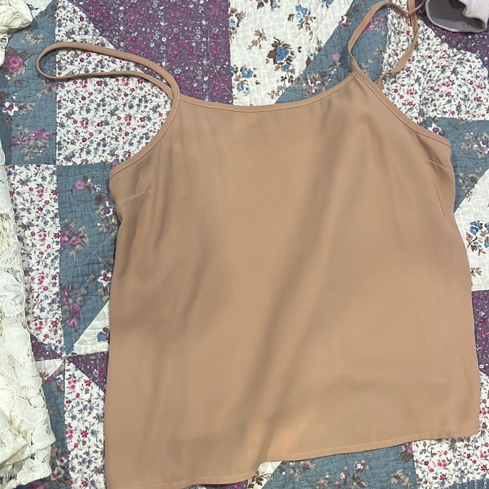 Lacey highneck shirt - Picture 2 of 3